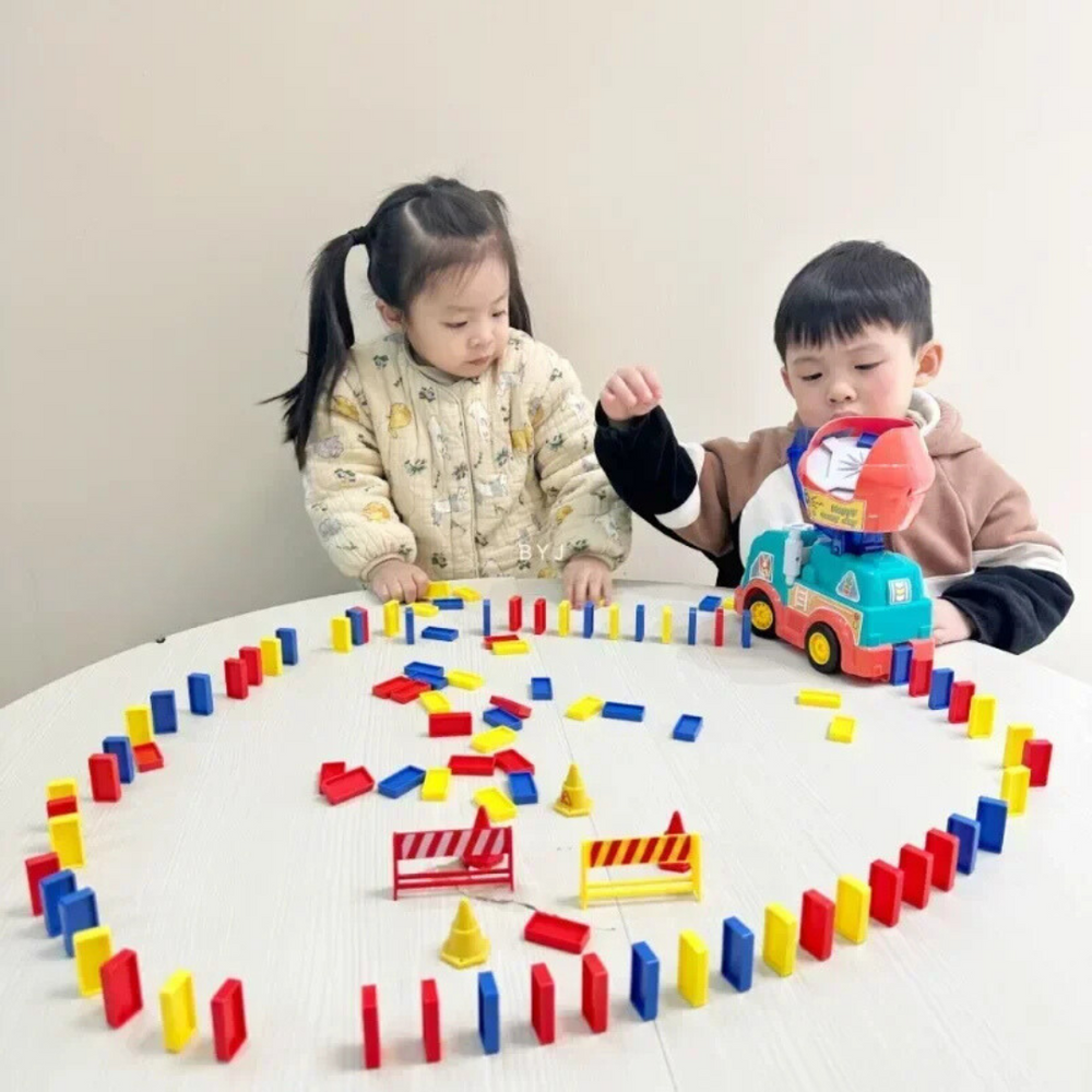 Montessori domino truck 1