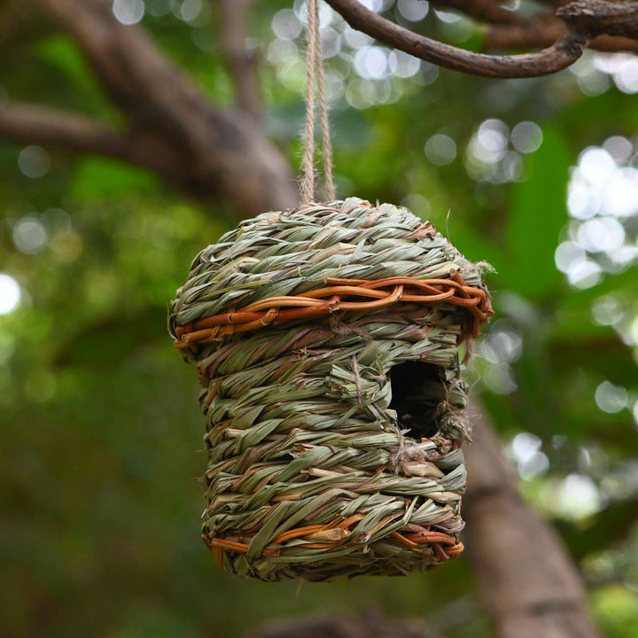NestCraft Hand-Woven Straw Bird Cage – Artistic Handmade Decorative Bird Home 1