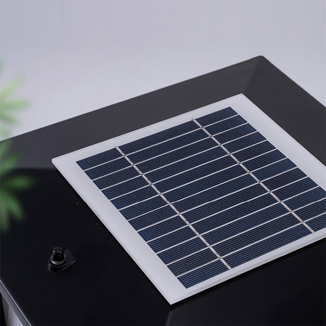 NoirGlow – Modern Black LED Desk Lamp 3