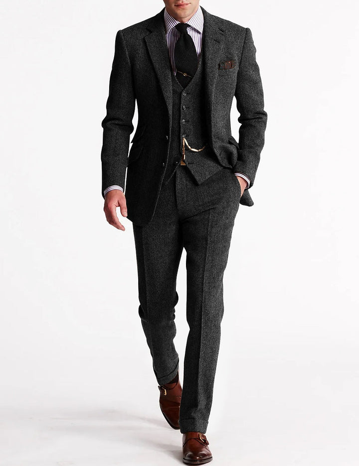 Old-School Luxe 3-Piece Suit – Men's Vintage Tailored Fit for Distinguished Style and Enduring Class 6