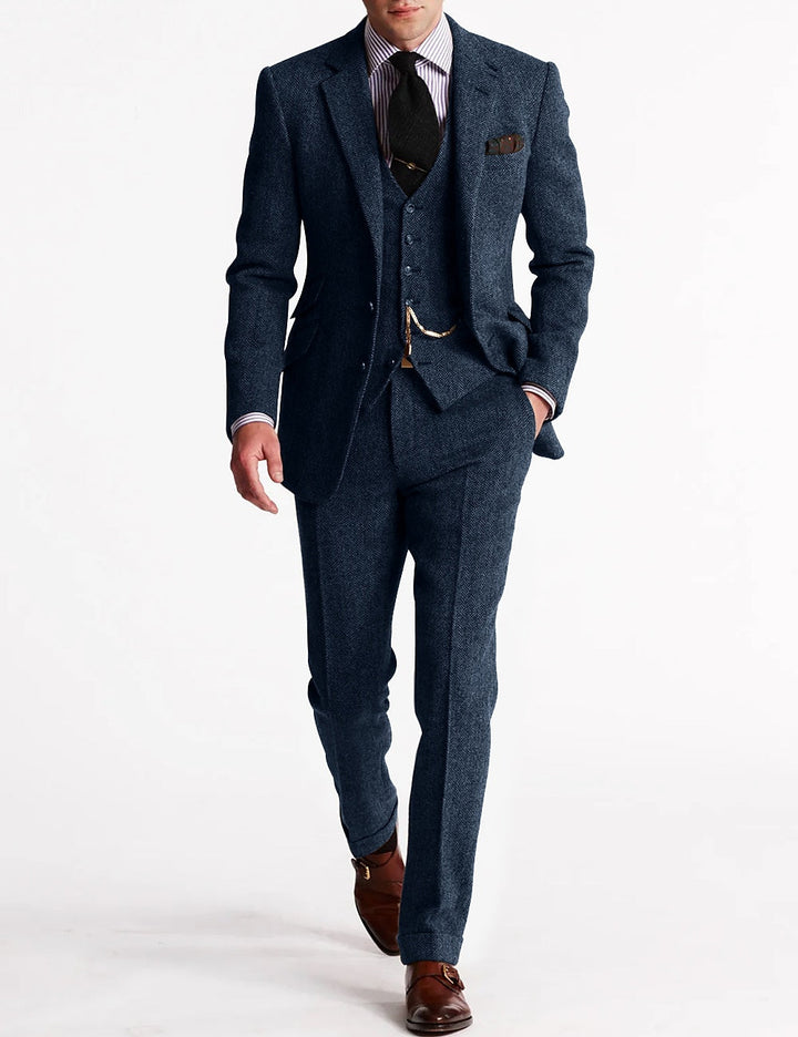 Old-School Luxe 3-Piece Suit – Men's Vintage Tailored Fit for Distinguished Style and Enduring Class 9