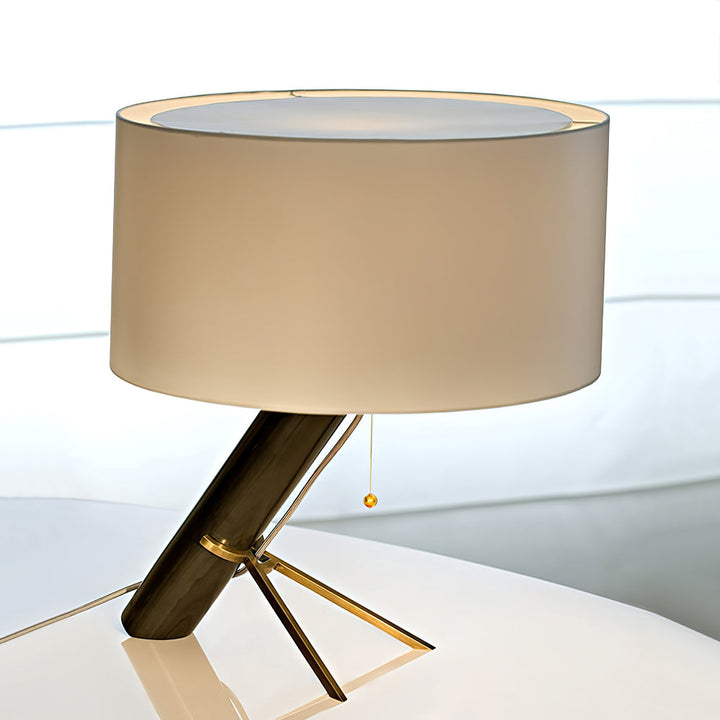 OpalLuxe – Refined Table Lamp with Golden Accents 1
