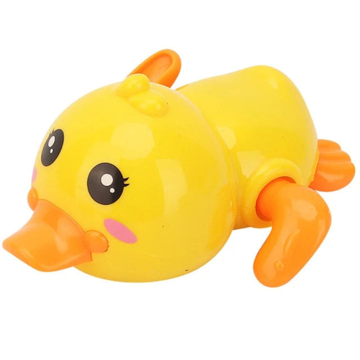 PaddleQuack – Floating duck bath toy with wind-up paddles and a molded body shape 2