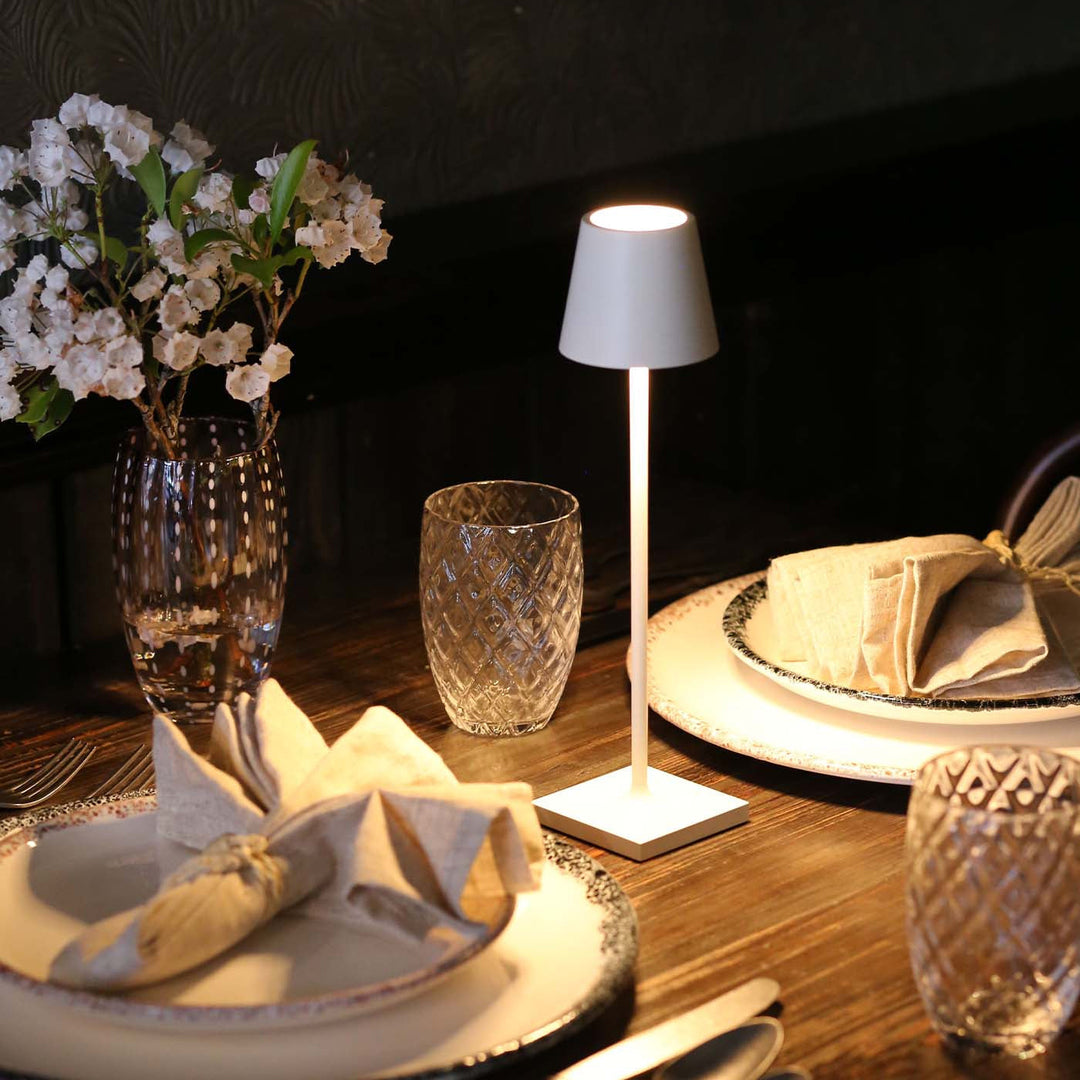 PoldLight – Modern LED Table Lamp with Charging Capability 2