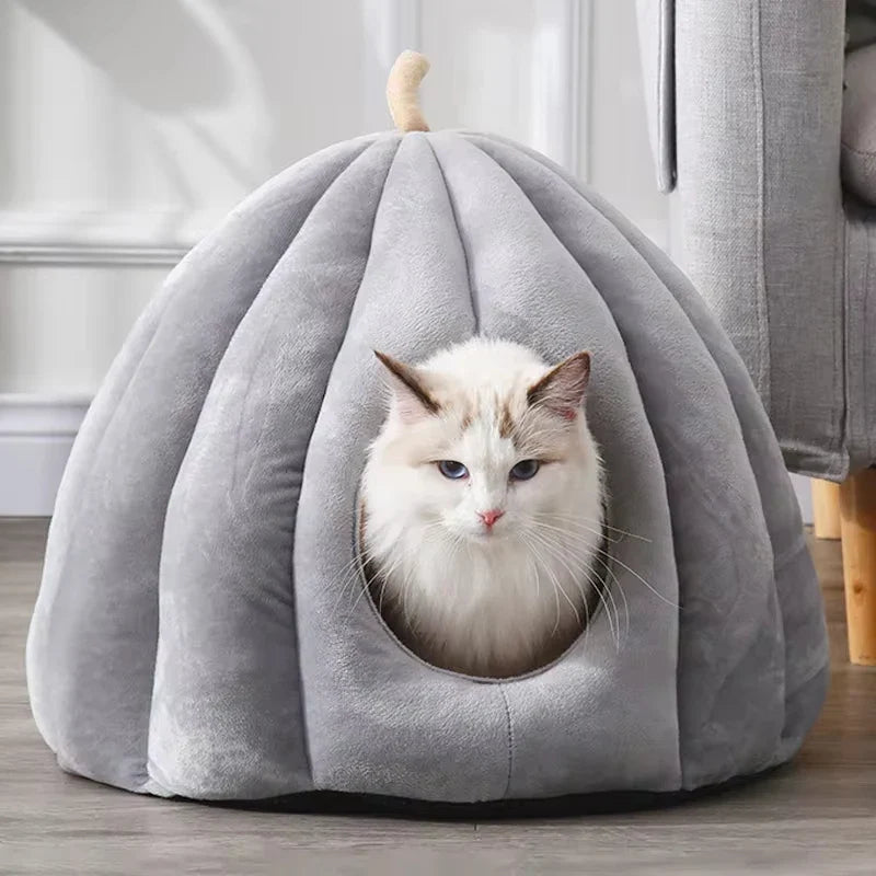 Pumpkinpaws Cozy Pumpkin-Shaped Cat Bed for Winter Comfort & Hygiene 2