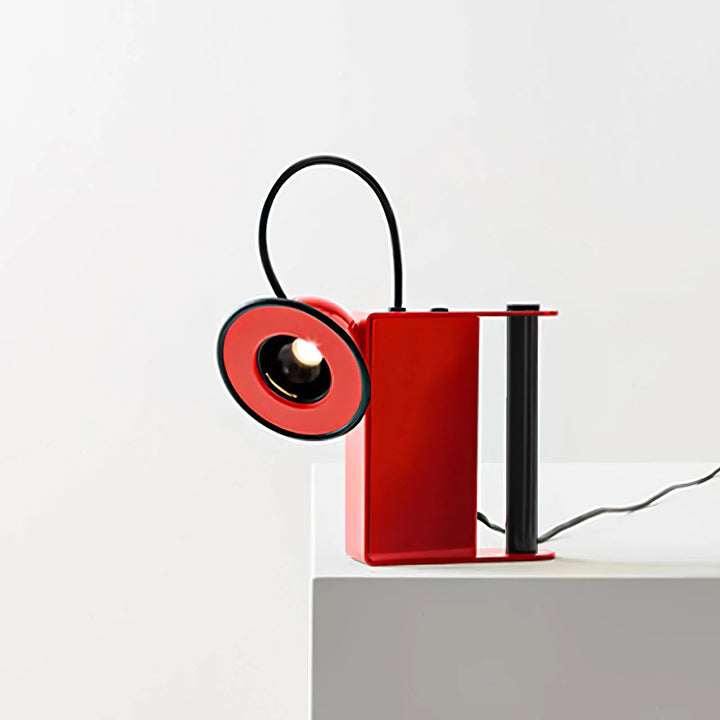 SmartBeam – Adjustable LED Table Lamp with Magnetic Head 2