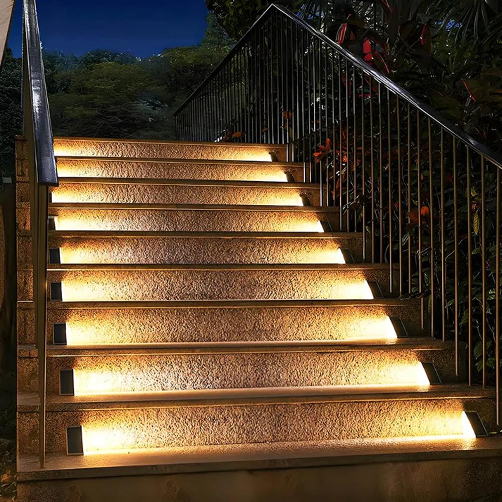Solara | Elegant Solar Garden Lights for Outdoor Stairway Illumination 1