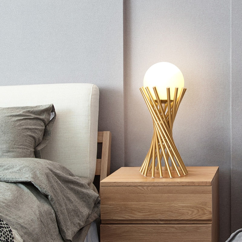 SphereBeam – Contemporary Table Lamp for Chic Ambiance 4