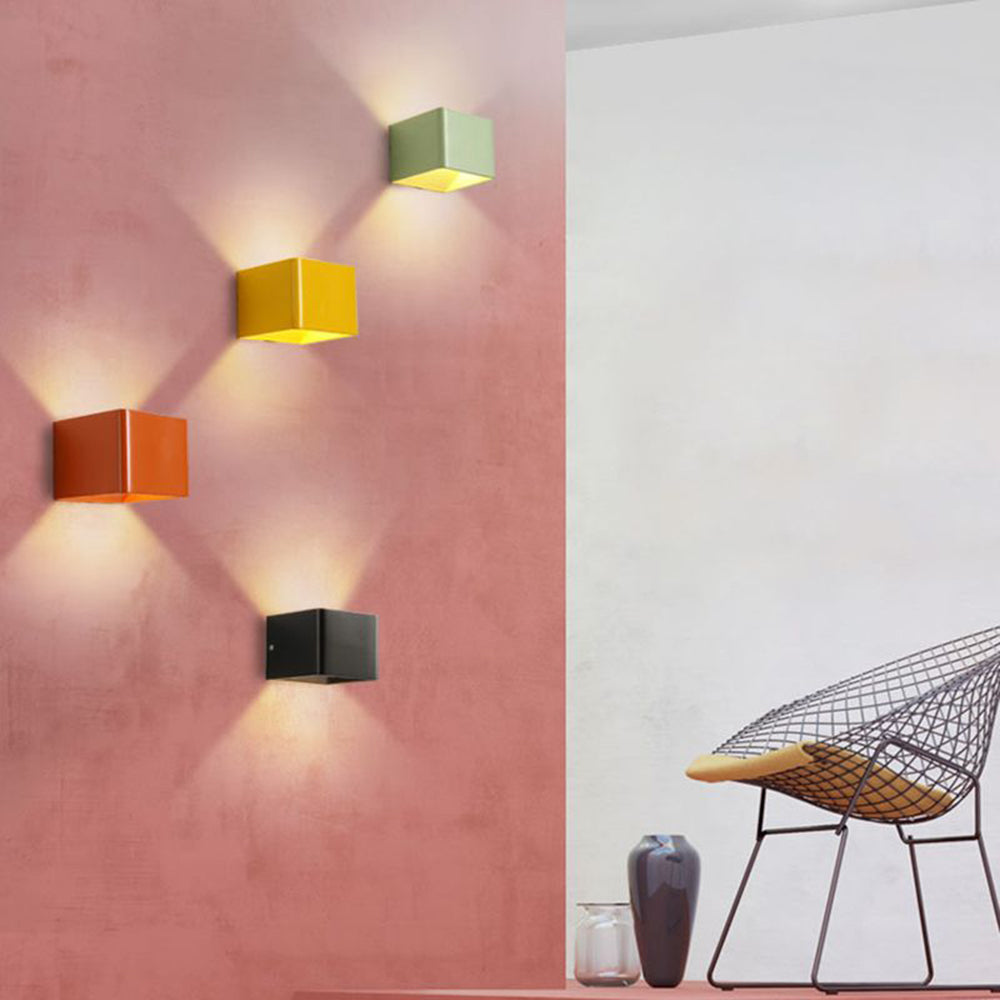 SquareGlow – Contemporary Wall Light 3