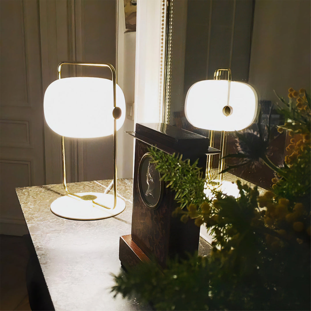 StreamGlow – Elegant Glass Table Lamp with Minimalist Design 0