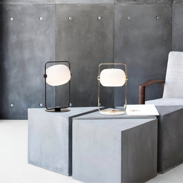 StreamGlow – Elegant Glass Table Lamp with Minimalist Design 4