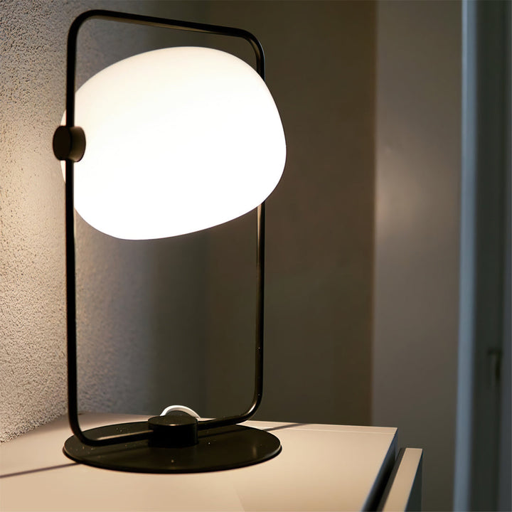 StreamGlow – Elegant Glass Table Lamp with Minimalist Design 9