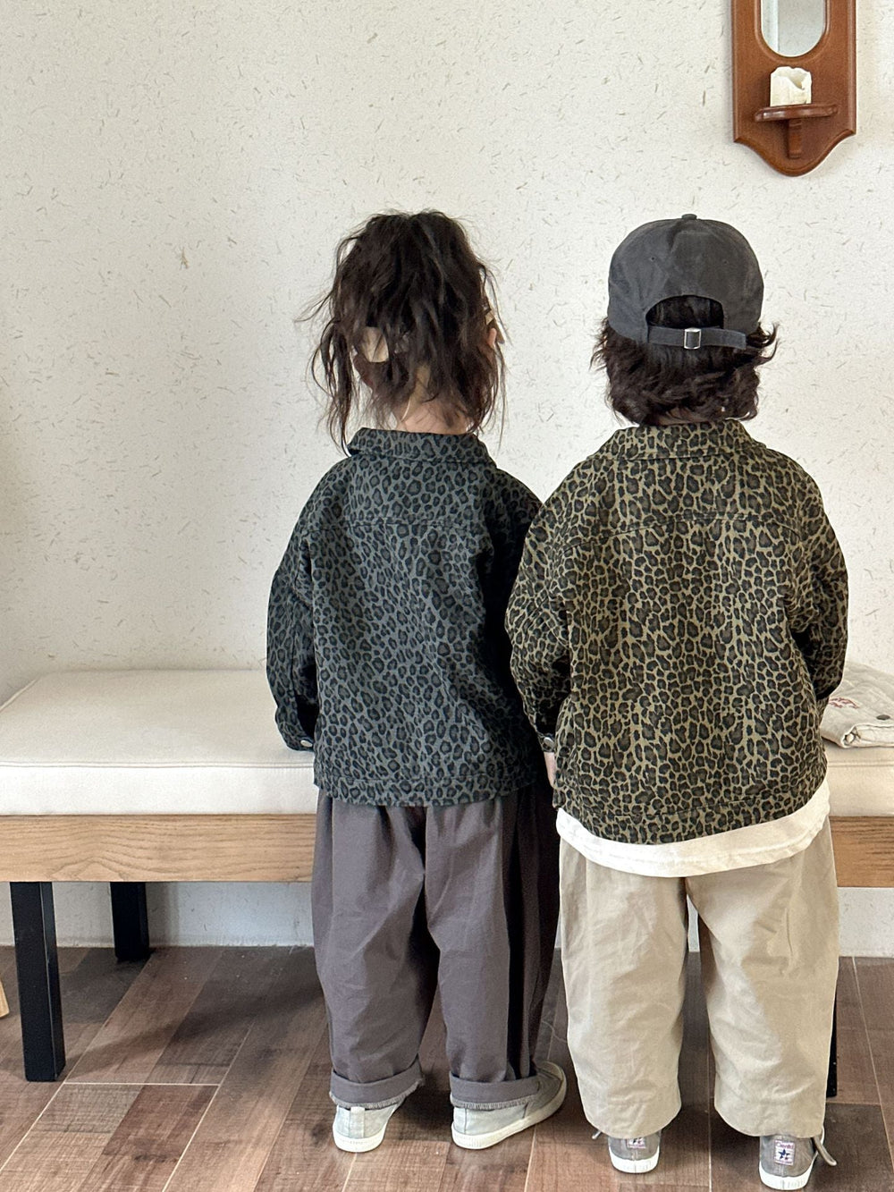Stylish Kids Denim Jacket with Leopard Print – Brown/Gray Cotton Jacket for Boys and Girls, Sizes 0-8 Years 3