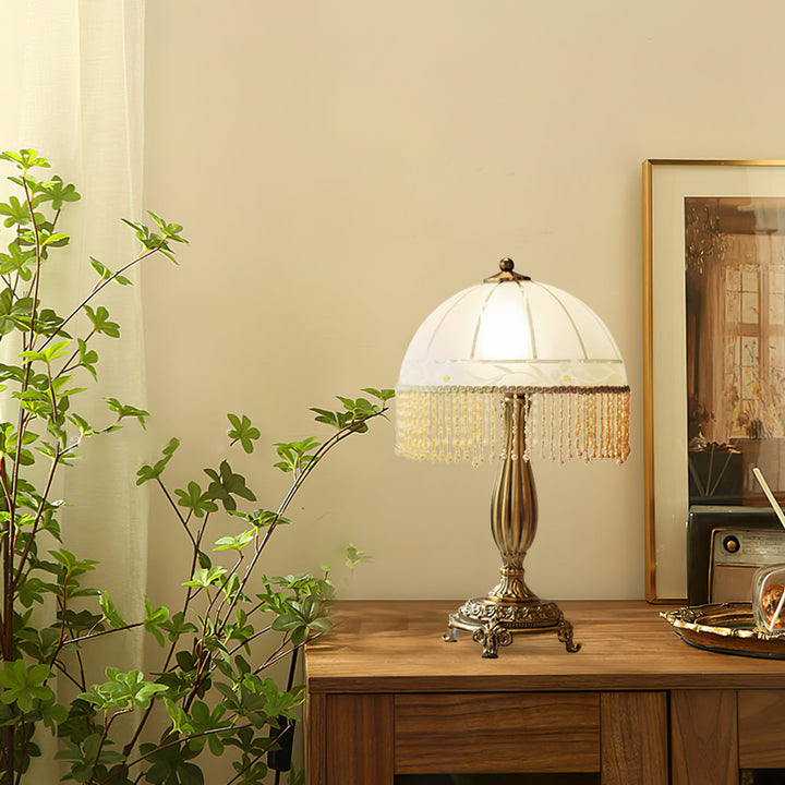 TasselLuxe - Table Lamp 1