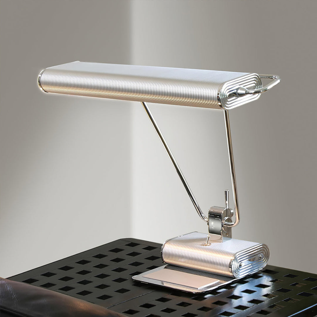 TimberGlow – Open Screen LED Table Lamp 1