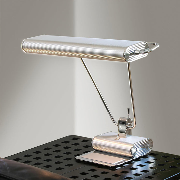 TimberGlow – Open Screen LED Table Lamp 1
