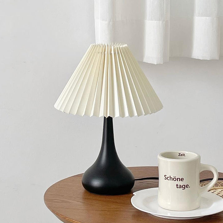 TimelessGlow - Table Lamp with Drum Aesthetic and Soft Radiance 0