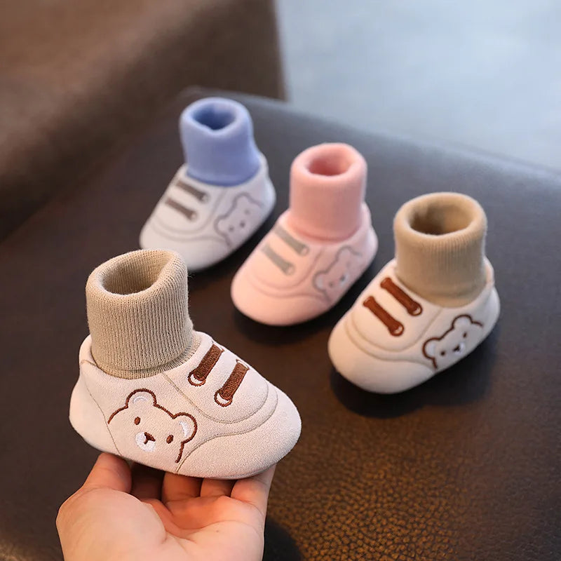 Toddler Sneaker Socks™ - Non-slip shoes for children 1