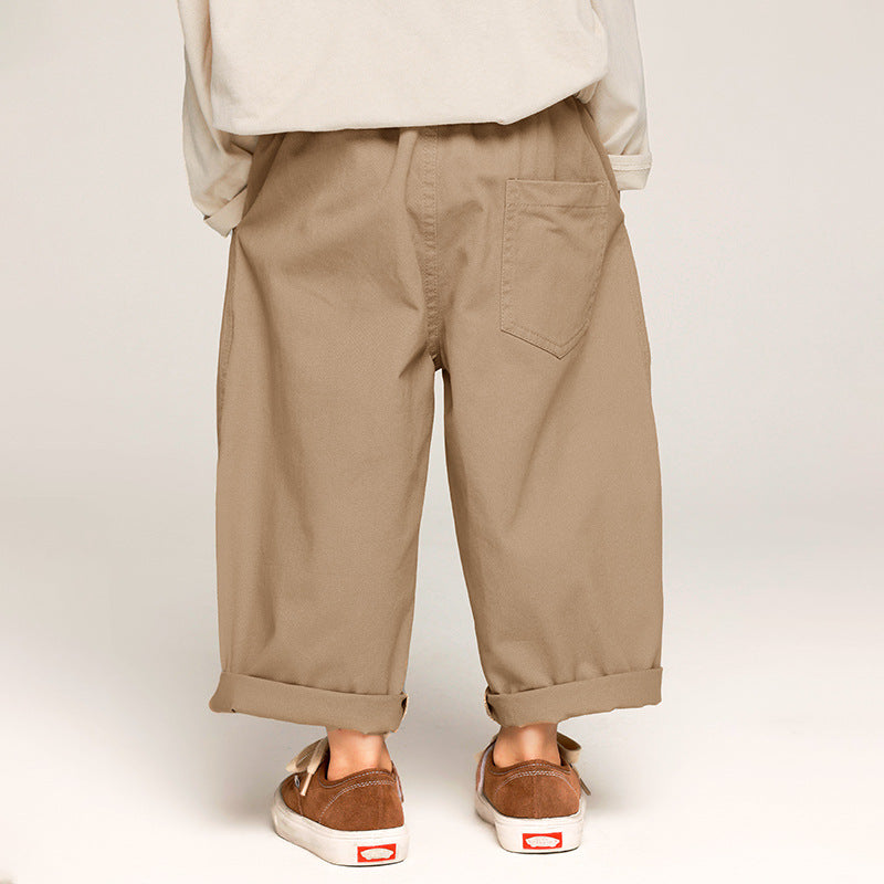 **Title:** Unisex Kids Pants - Relaxed Fit 100% Cotton - Khaki/Gray

**Handle:** unisex-kids-pants-relaxed-fit-100-cotton-khaki-gray

**Description:** Check out these super comfy unisex kids' pants! Made from 100% cotton, they come in a chill relaxed fit and are perfect for everyday adventures. Choose between stylish khaki and classic gray. Your little ones will love the comfort!

**Variants:** 
- Size 2 - Khaki
- Size 2 - Gray