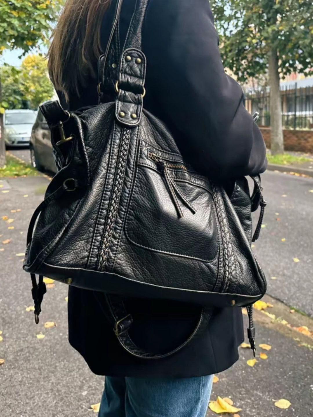 VeganAura | Elegant Black Shoulder Bag for Women with Versatile Carrying Options 4
