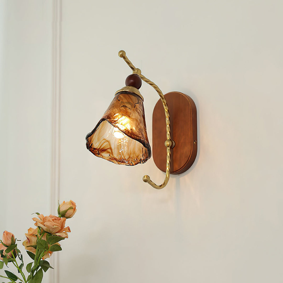 Vluro Arc Wall Lamp 2