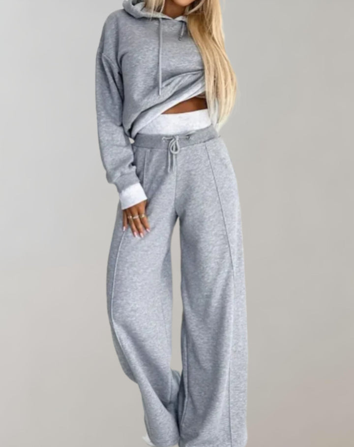 Women's 2-Piece Hoodie Tracksuit Set with Wide-Leg Trousers 2