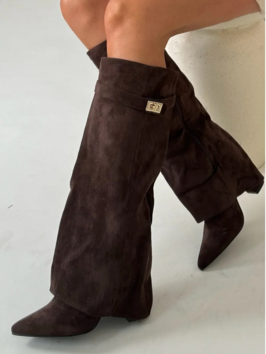 Women's Knee High Boots with Wide Flare Top and Block Heel 9