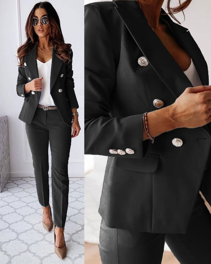 Women's Sophisticated Double-Breasted Suit with Tailored Fit 0